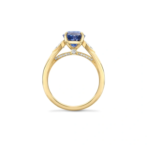 Boodles Trilogy Cupid Sapphire Yellow Gold Ring | Fine Rings | Coveti