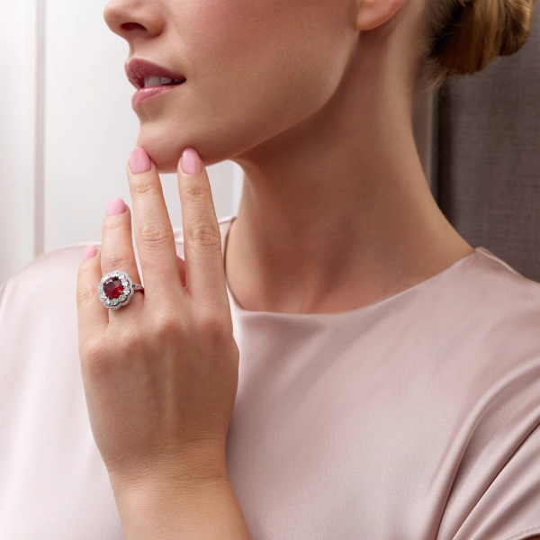 Boodles Vintage Oval Cut Ruby Ring | Fine Rings | Coveti