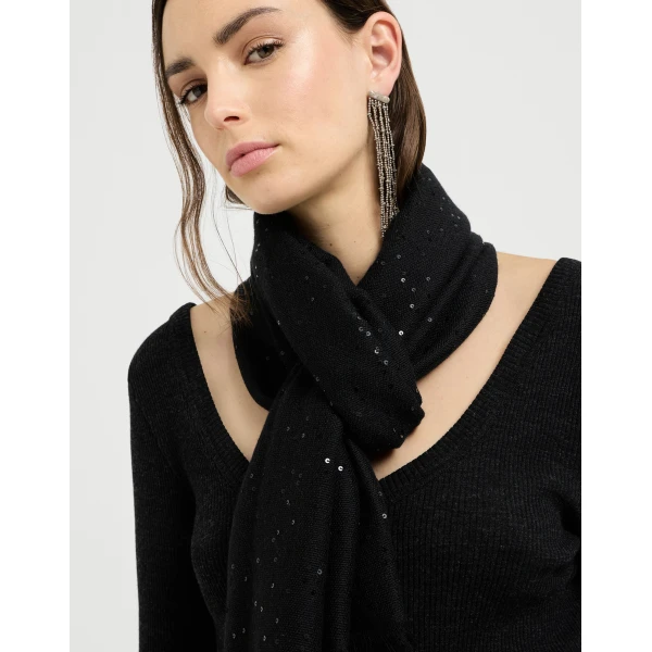 Brunello Cucinelli Cashmere and silk Diamond yarn scarf in Black, view 4 | Scarves | Coveti