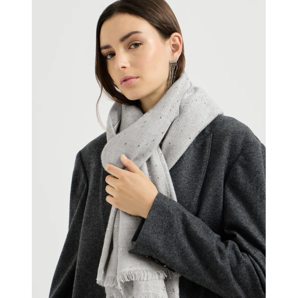 Brunello Cucinelli Cashmere and silk Diamond yarn scarf in Light Grey, view 4 | Scarves | Coveti