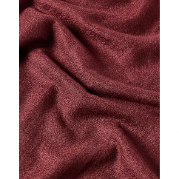 Brunello Cucinelli Cashmere and silk scarf in Red, view 3 | Scarves | Coveti
