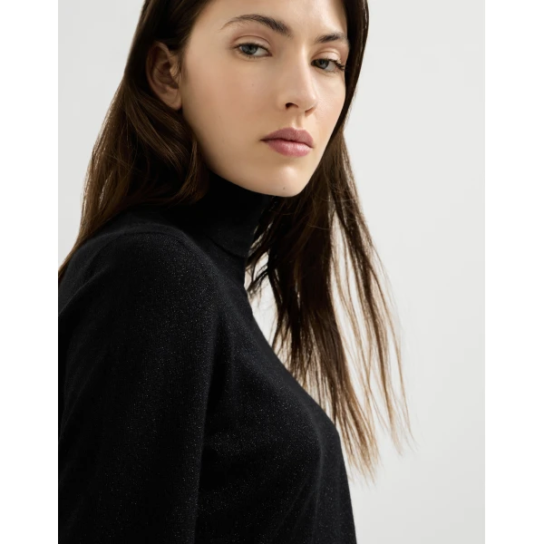 Black Knitwear