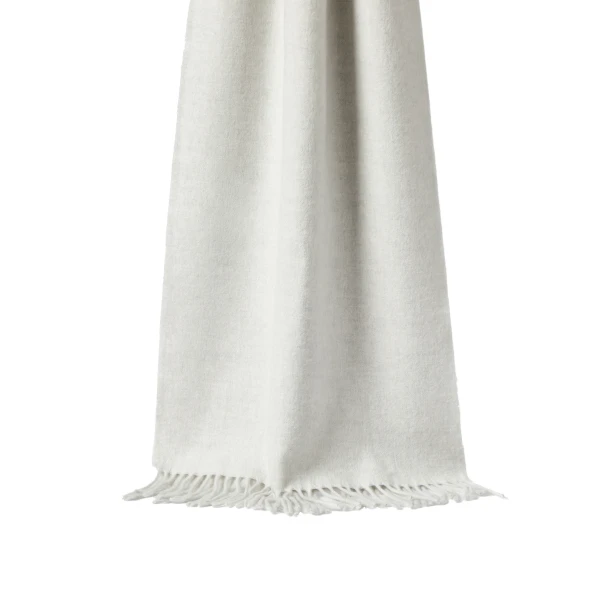 Brunello Cucinelli Cashmere scarf in Fog | Scarves | Coveti