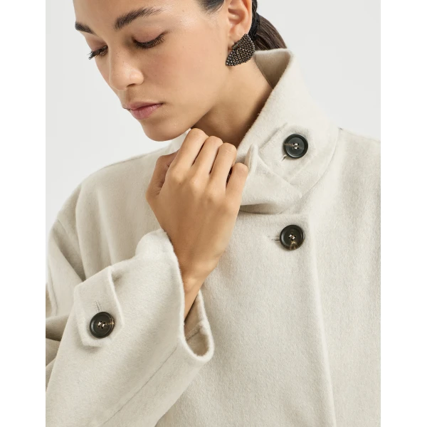 Brunello Cucinelli Handcrafted coat in Ivory