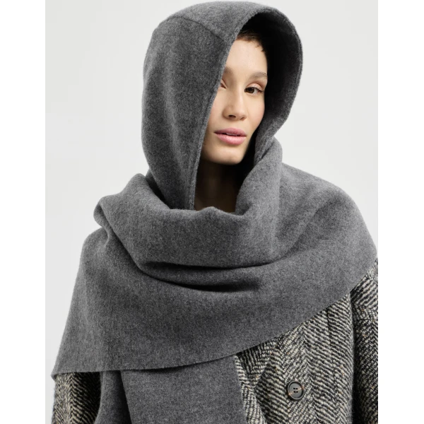 Brunello Cucinelli Hooded knit scarf in Medium Grey, view 2 | Scarves | Coveti