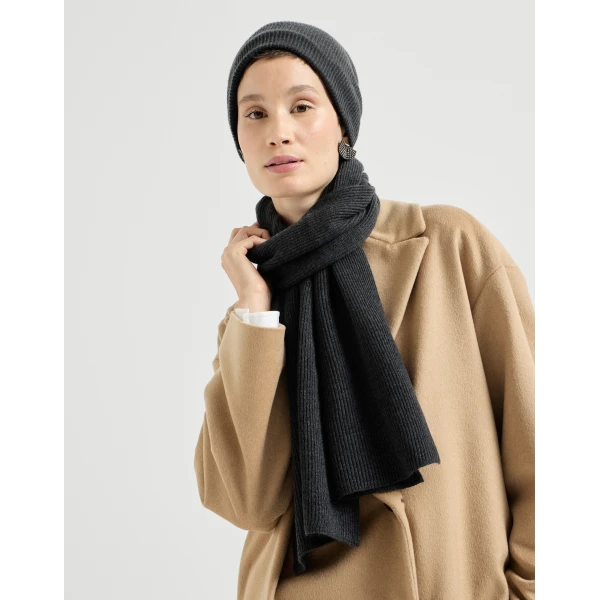 Brunello Cucinelli Knit scarf in Lignite Grey, view 4 | Scarves | Coveti