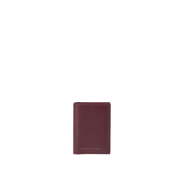 Leather passport holder in Amaranth