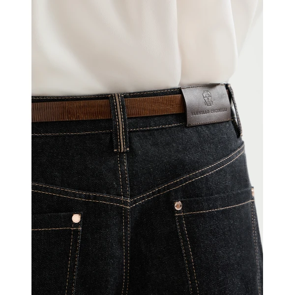 Loose Barrel trousers in Black - Image 4