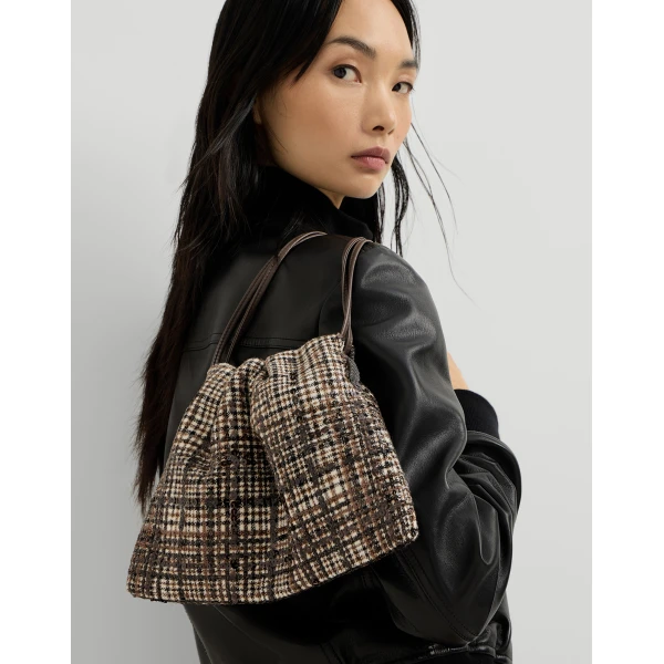 Pouch bag with dazzling degradé embroidery in Brown - Image 4