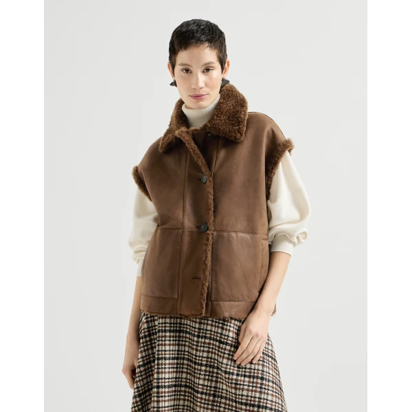 Shearling reversible vest in Brown - Image 2