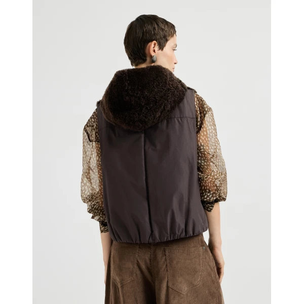 Shearling reversible vest in Brown - Image 3