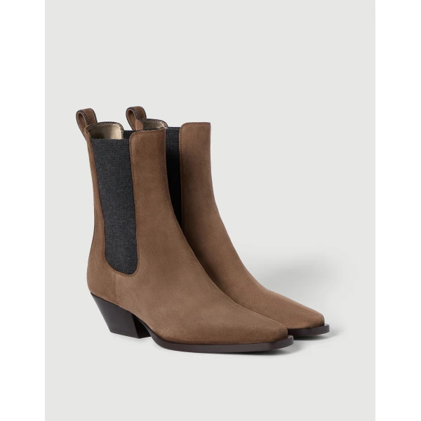 Suede Chelsea boots in Caramel - Image 2