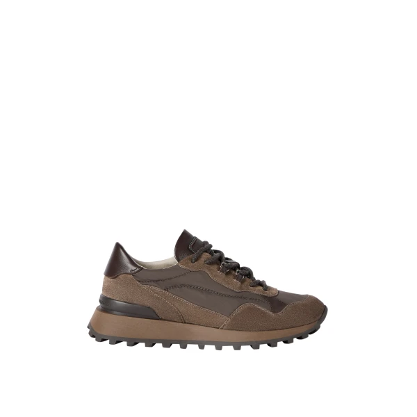 Suede Runners with Shiny Details in Bark