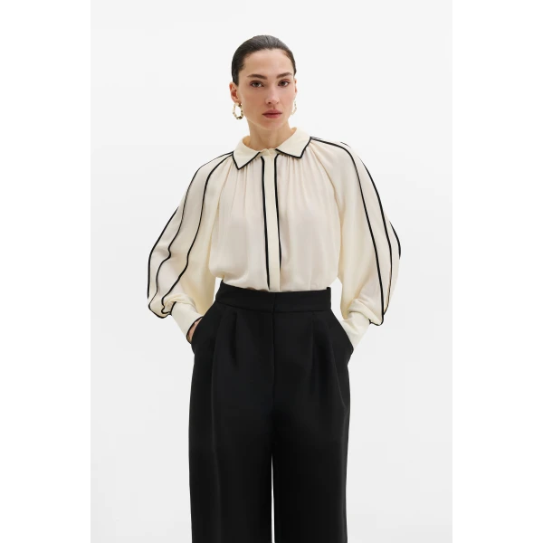 By Malina Bea Blouse in Vanilla | Blouse | Coveti