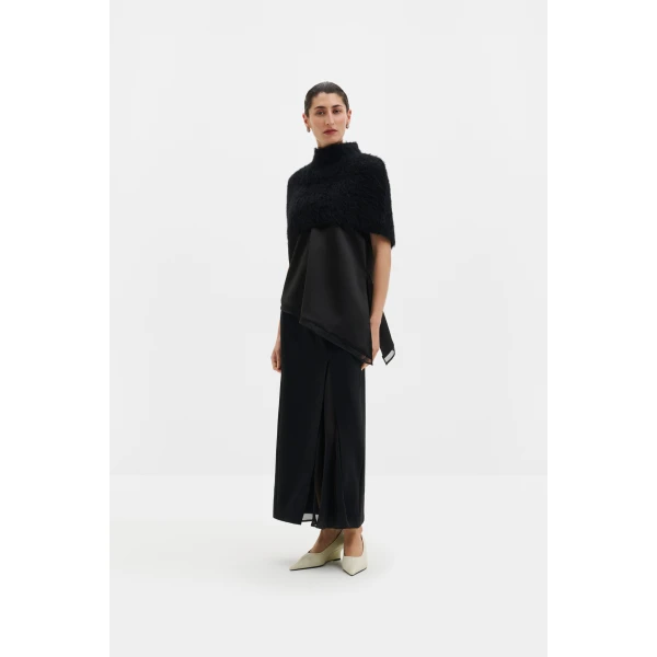 By Malina Candice Cape in Black | Scarves | Coveti