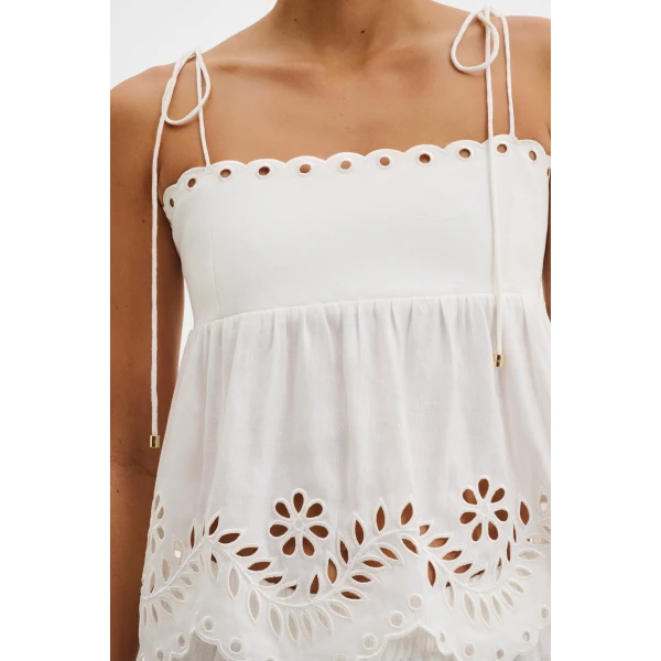 By Malina Carrie Top in White | Tops | Coveti