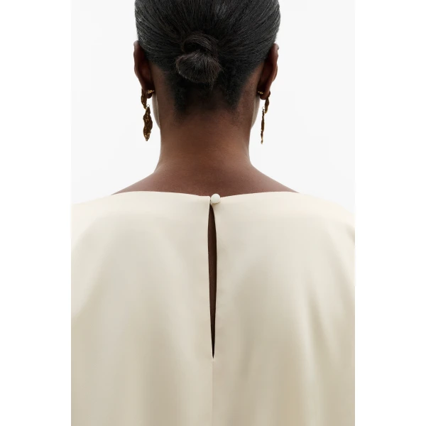 By Malina Havanna Blouse in Pearl | Blouse | Coveti