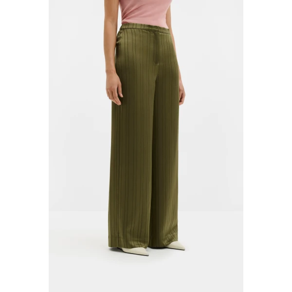 By Malina Izabelle Trousers in Moss Green | Wide leg pants | Coveti