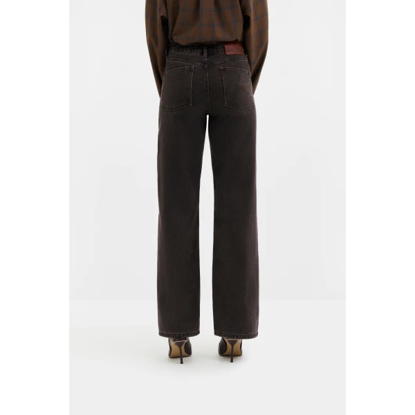 By Malina Katia Jeans in Brown Wash | Denim | Coveti
