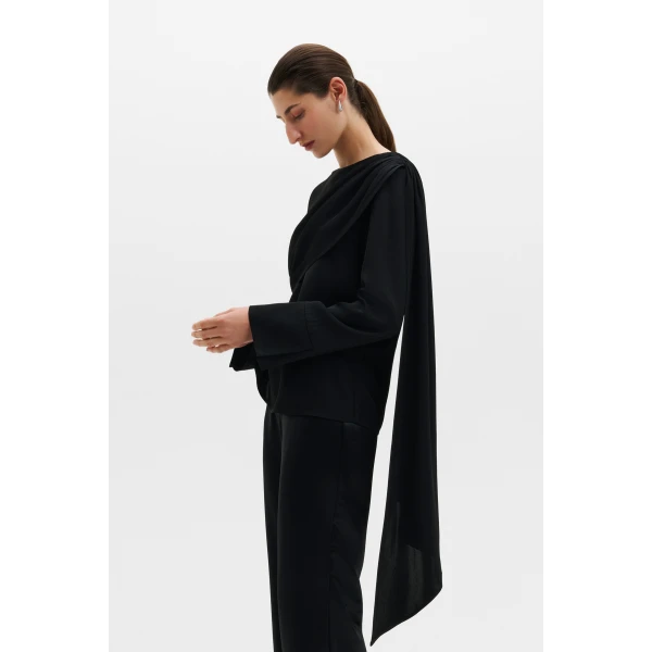 By Malina Melandy Blouse in Black | Blouse | Coveti