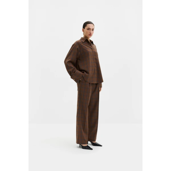 By Malina Nisa Pants in Camel Checks | Pants | Coveti