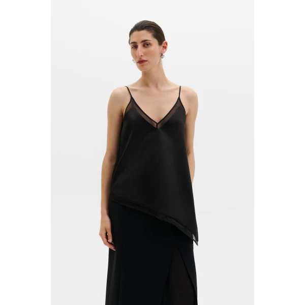 By Malina Petronella Top in Black | Tops | Coveti