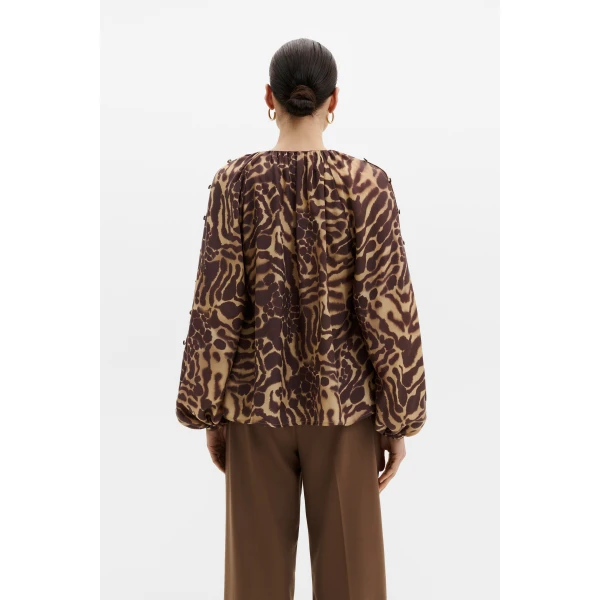 By Malina Sophie Blouse in Savannah | Blouse | Coveti