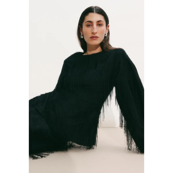 By Malina Tindra Top in Black | Tops | Coveti