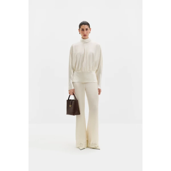 By Malina Vilja Blouse in Pearl | Blouse | Coveti