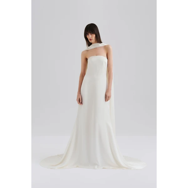 By Malina Zelda Gown in Cream | Wedding Dresses | Coveti