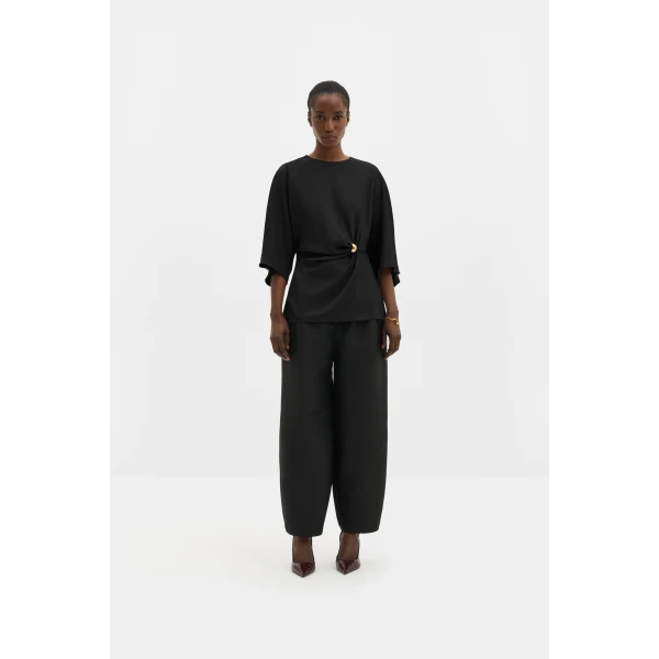By Malina Zilla Blouse in Black | Blouse | Coveti