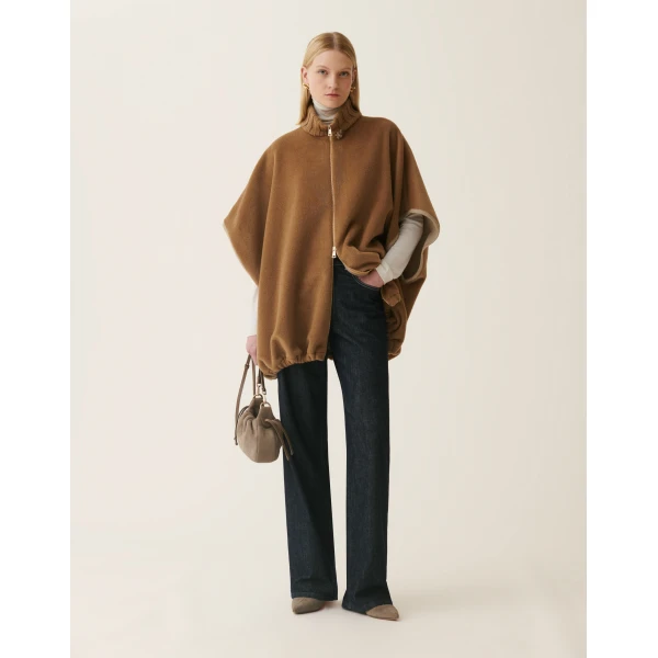 Fabiana Filippi Beaver Cape in Maple