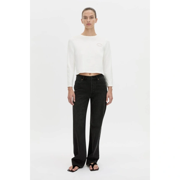 Camilla and Marc Carmine Fitted Long Sleeve Tee in Soft White, view 2 | Long Sleeve | Coveti