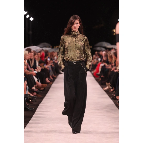 Carla Zampatti Black Crepe Wide Leg Pleated Pant | Wide leg pants | Coveti