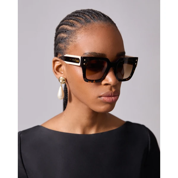 Carolina Herrera Square Frame Sunglasses With Contrast Temples in Havana, view 2