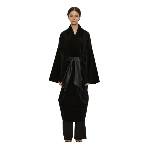 Manor Coat in Black