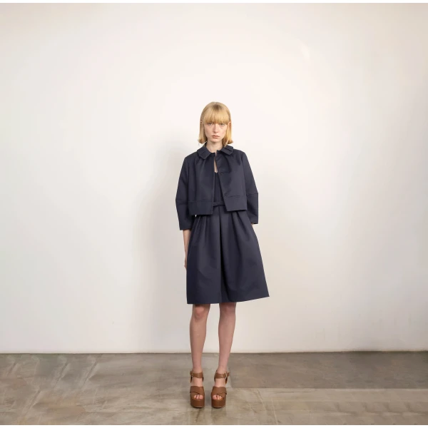 Dice Kayek Cropped Cotton Structured Jacket with Sculpted Collar in Navy | Jackets | Coveti