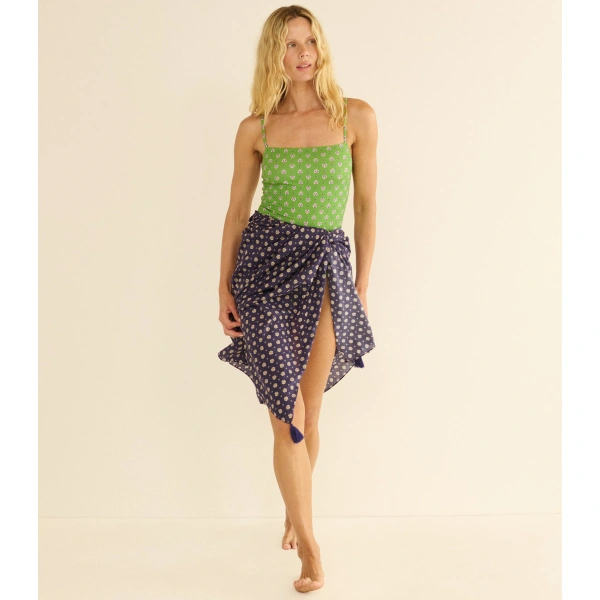 Doen Cascais Sarong in Navy Cadiz Foulard | Beachwear | Coveti, view 4