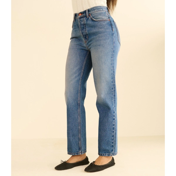 Doen Diana Crop Jean in Geneve Wash | Jeans | Coveti, view 3