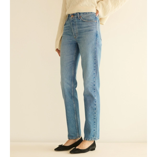 Doen Diana Mid Rise Jean in Marville Wash | Jeans | Coveti, view 2