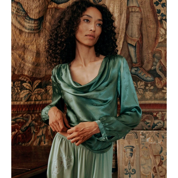 Doen Espoir Top in Laurel | Long Sleeve Tops | Coveti, view 3