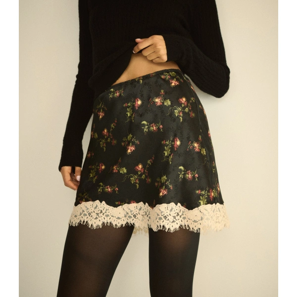 Doen Giulietta Skirt in Noir Hillside Thistles | Mini Skirts | Coveti, view 3