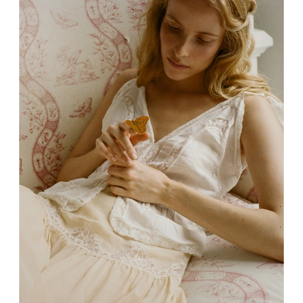 Doen Hertise Top in Salt | Blouses | Coveti, view 5