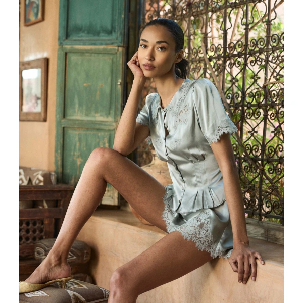 Doen Iona Short in Eucalyptus | Shorts | Coveti, view 4