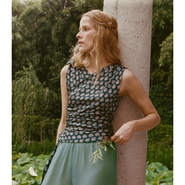 Doen Janille Top in Chaumont Paisley | Blouses | Coveti, view 2