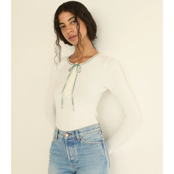 Doen Lidie Tee in Salt with Cloud Blue Ribbon | T-Shirts | Coveti, view 3