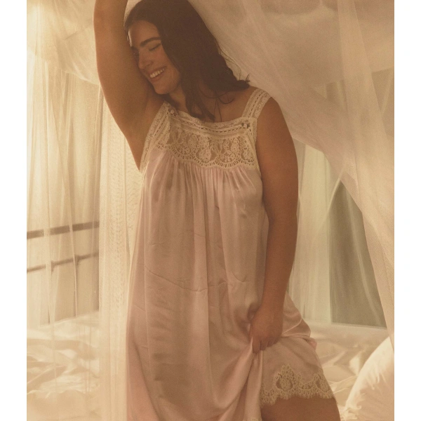Doen Luciane Dress in Powder Rose | Maxi Dresses | Coveti, view 4