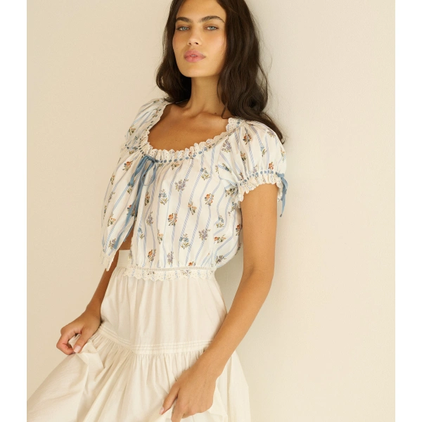 Doen Nera Top in Fleurs de Bordeaux | Blouses | Coveti, view 4