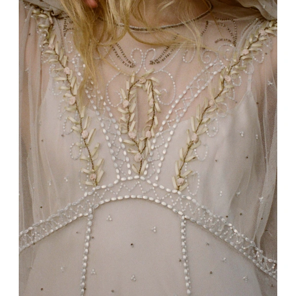 Doen Oliana Anniversary Dress in Jardin d'Amboise | Midi Dresses | Coveti, view 5