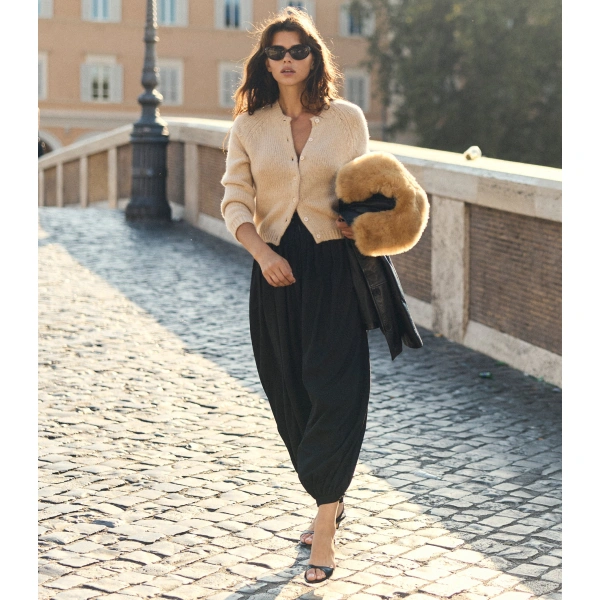 Doen Theonie Pant in Black | Pants | Coveti, view 2
